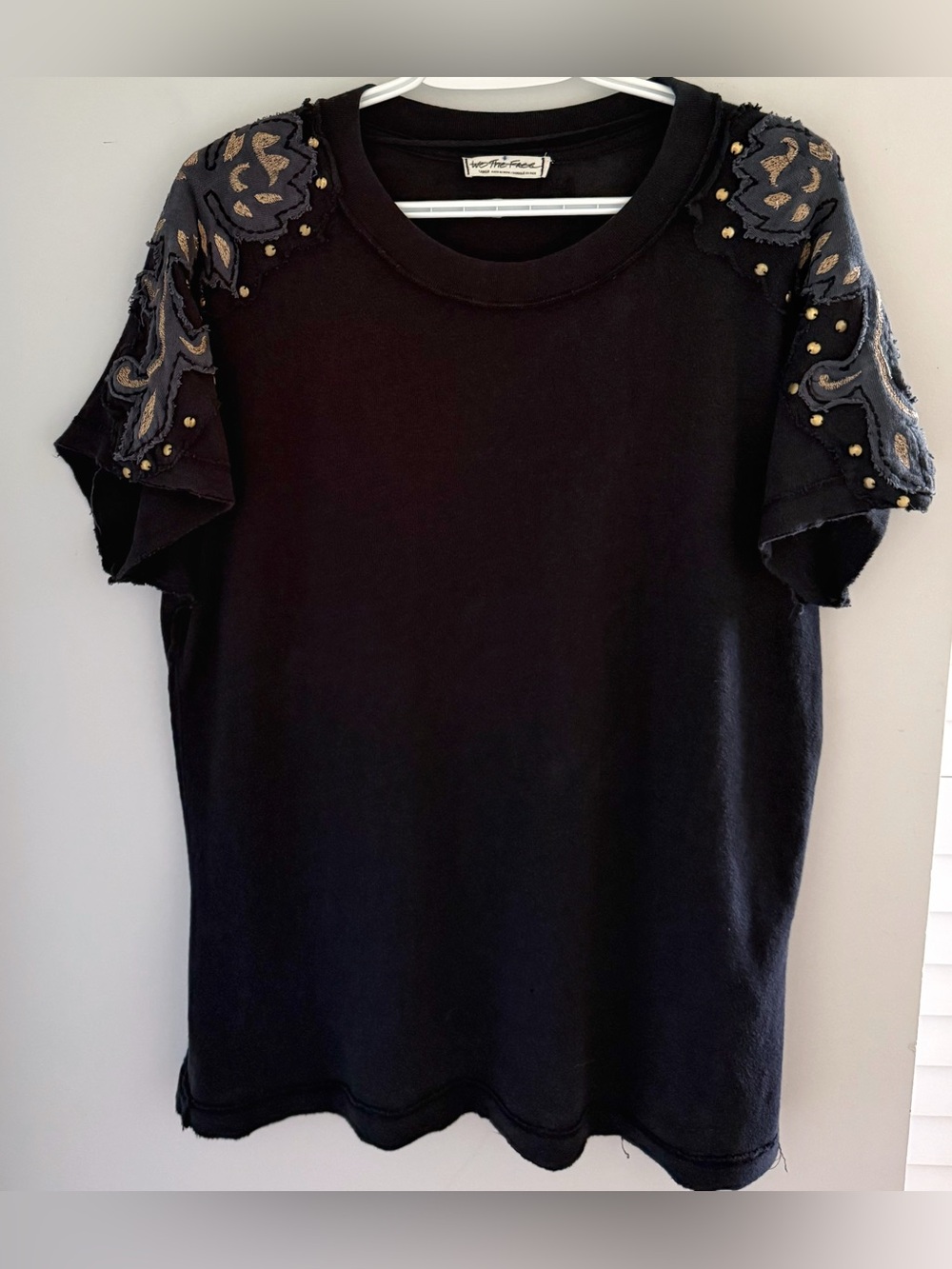 We The Free Embellished Tee L